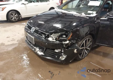 2014 Volkswagen Jetta Gli Autobahn W/Nav из США, поврежденный, VIN 3VW4T7AJ1EM393887